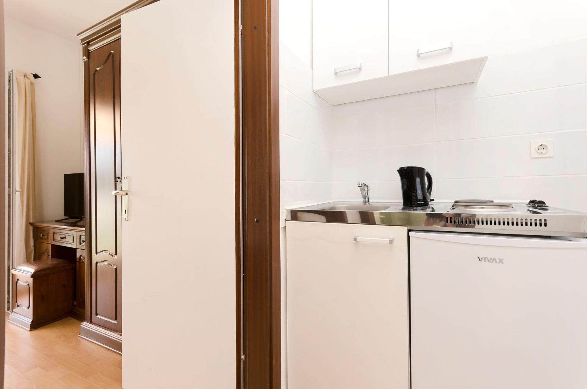 Apartment And Rooms Artina Vodice Luaran gambar