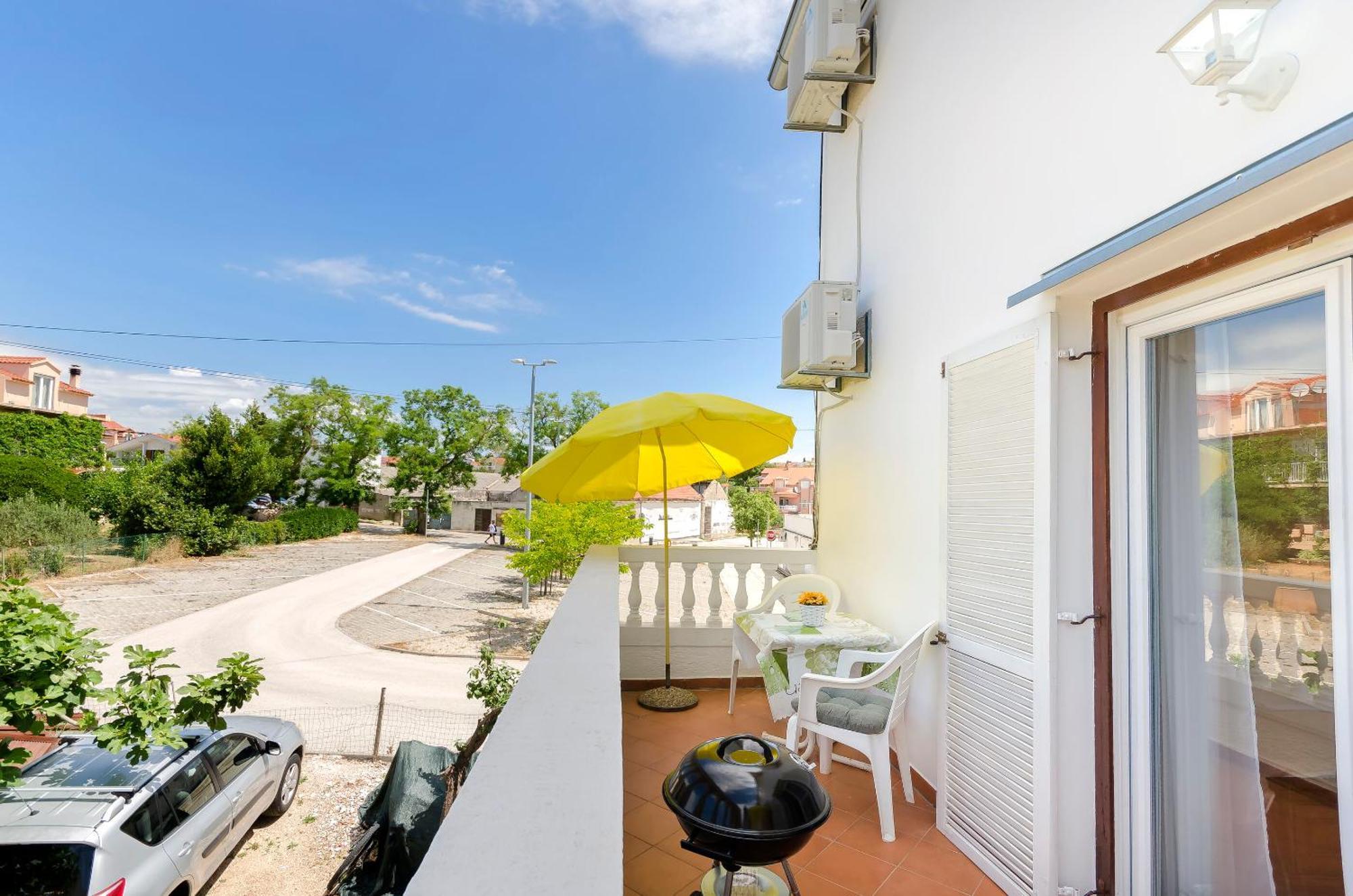 Apartment And Rooms Artina Vodice Luaran gambar