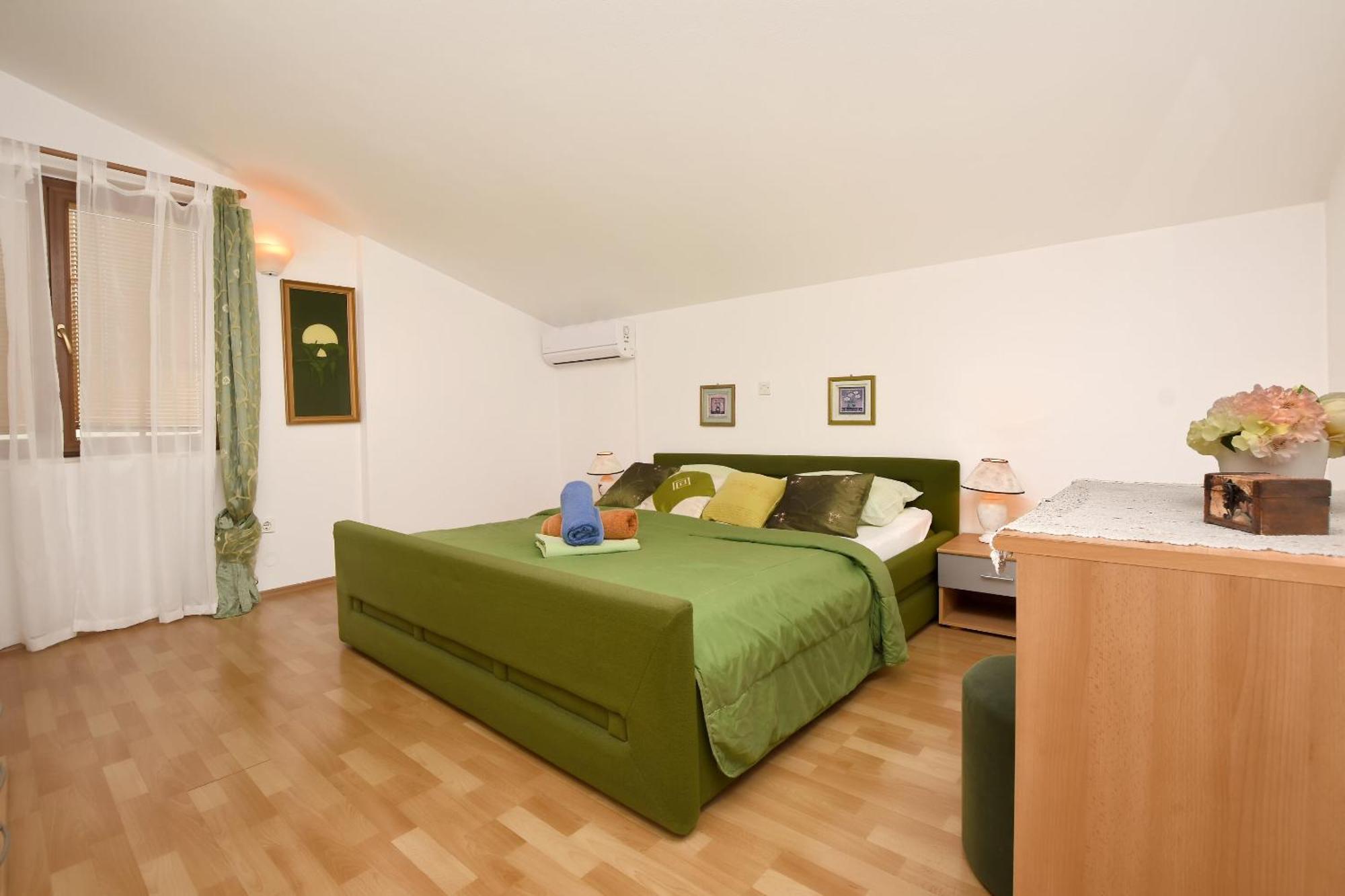 Apartment And Rooms Artina Vodice Luaran gambar