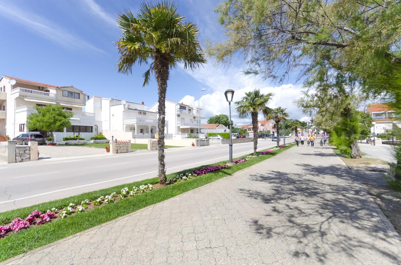 Apartment And Rooms Artina Vodice Luaran gambar